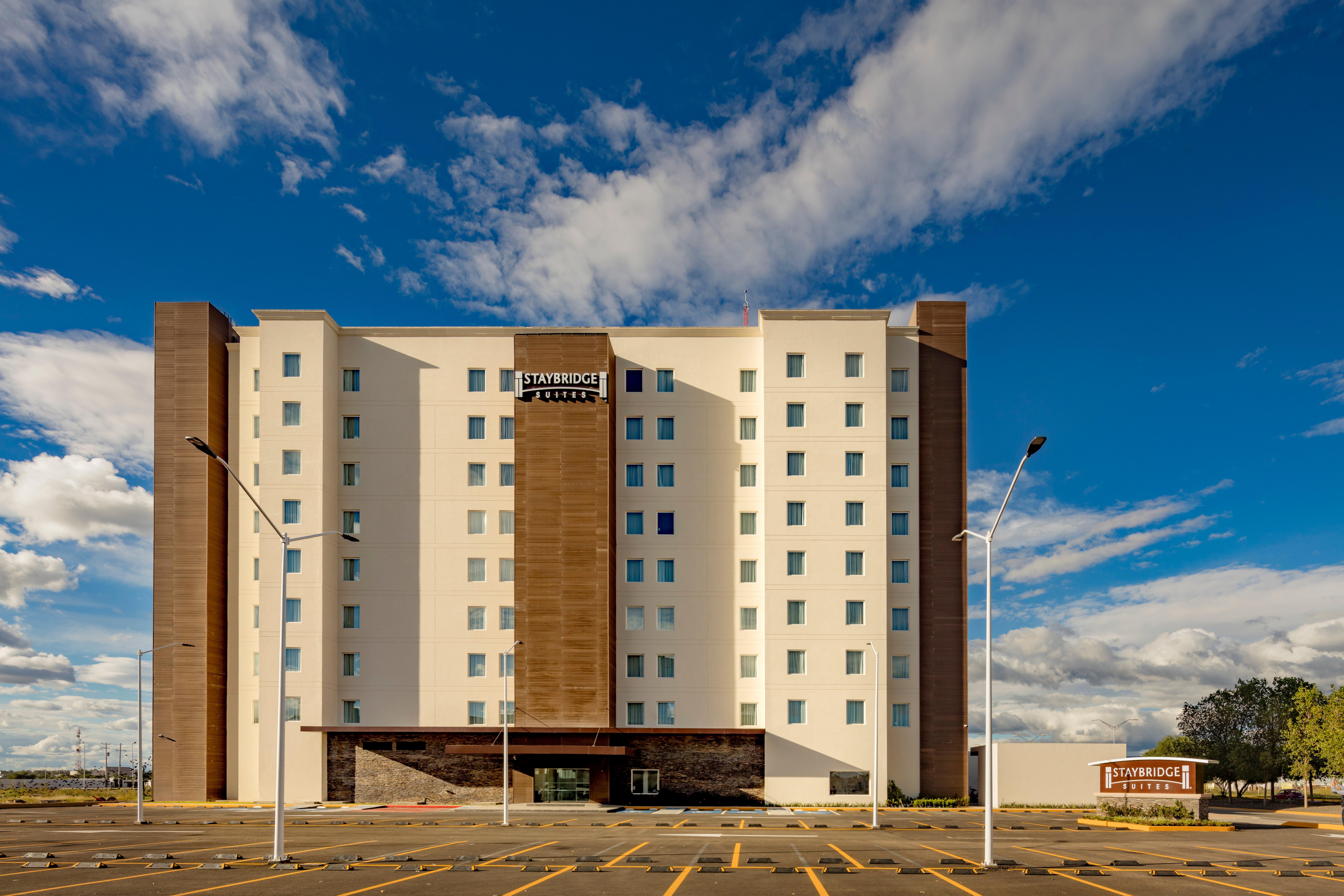 Staybridge Suites Silao By Ihg Eksteriør billede