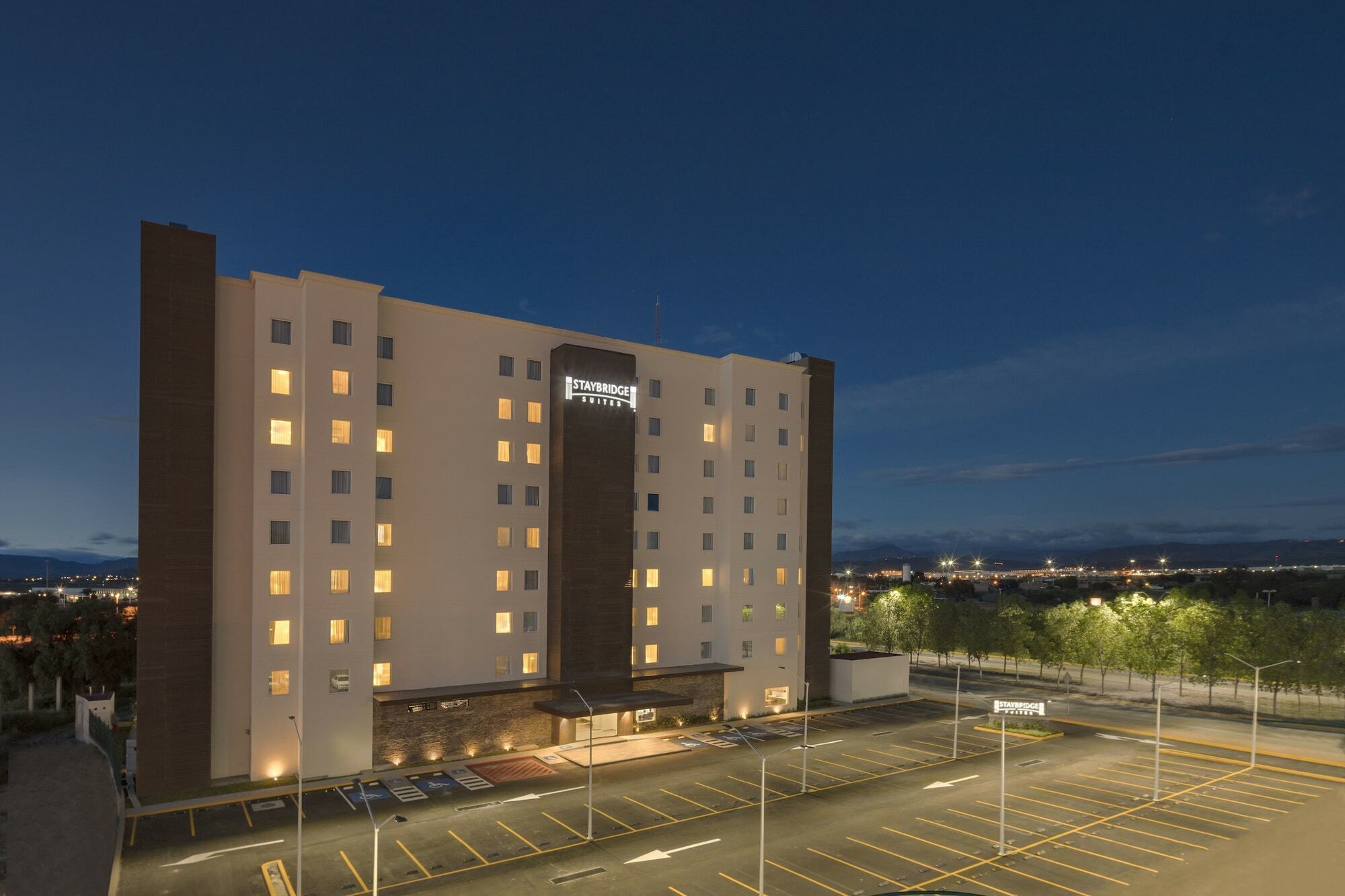 Staybridge Suites Silao By Ihg Eksteriør billede