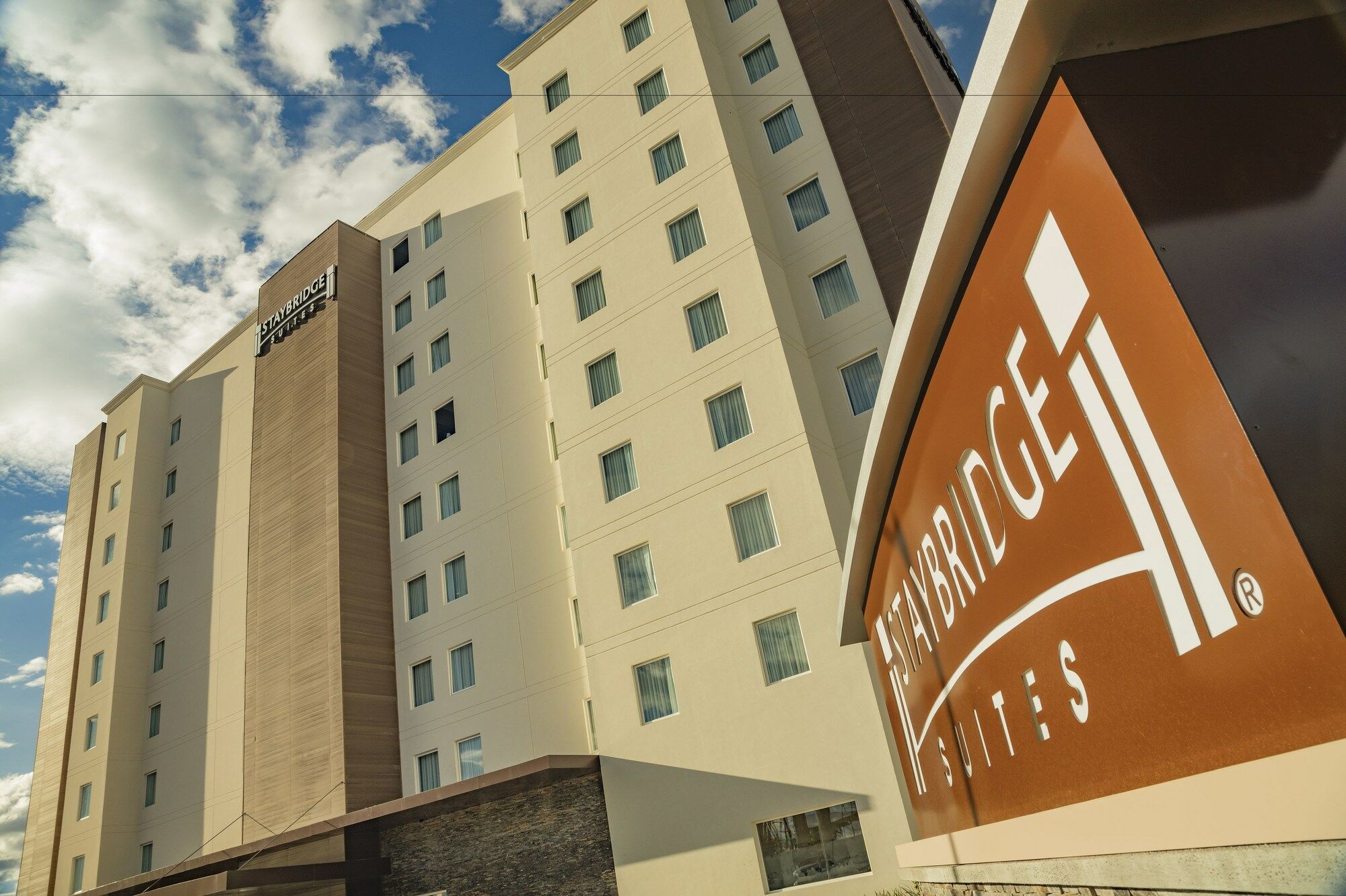 Staybridge Suites Silao By Ihg Eksteriør billede